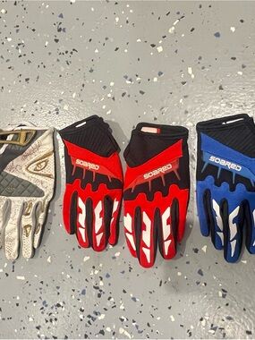 Kids Red Protective Sports Gloves